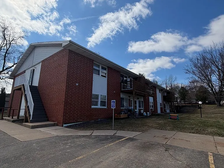 260 N Front St — Photo 10