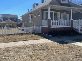 9019 Grant Ave, Brookfield, IL 60513