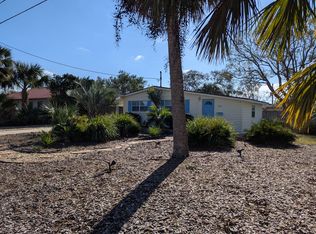 730 Triton Rd, Atlantic Beach, FL 32233