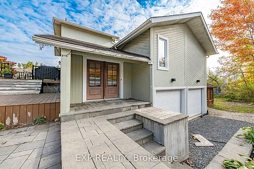 1238 Barnwell Cres Photo 1