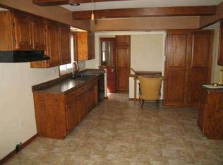 N85W15119 Macarthur Dr, Menomonee Falls, WI 53051