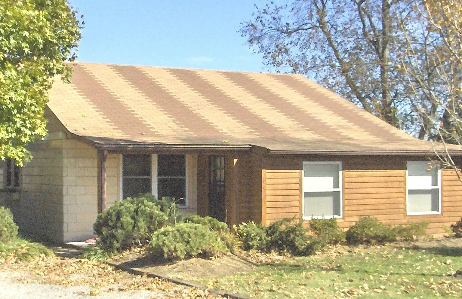 3 Bedroom 1 Bath House — Photo 1