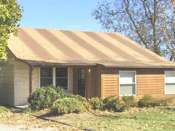 1806 Brooksfield Rd, Blacksburg, VA 24060