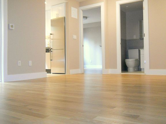 2nd image of 301 E 47th St APT 6P