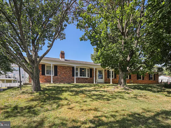 9216 Bryant Ave, Laurel, MD 20723