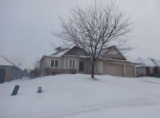 403 Redpoll Ave SE, New Prague, MN 56071