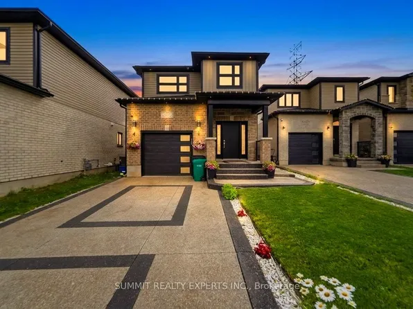 935 Chapel Hill Ct, Kitchener, ON N2R 0P4