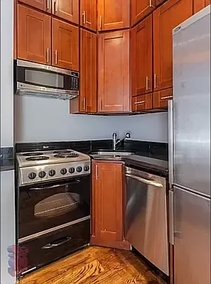 Rented by REAL New York | media 9