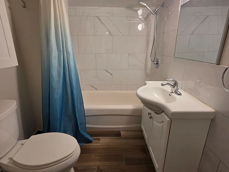 296 Emerald St N #1 — Photo 6