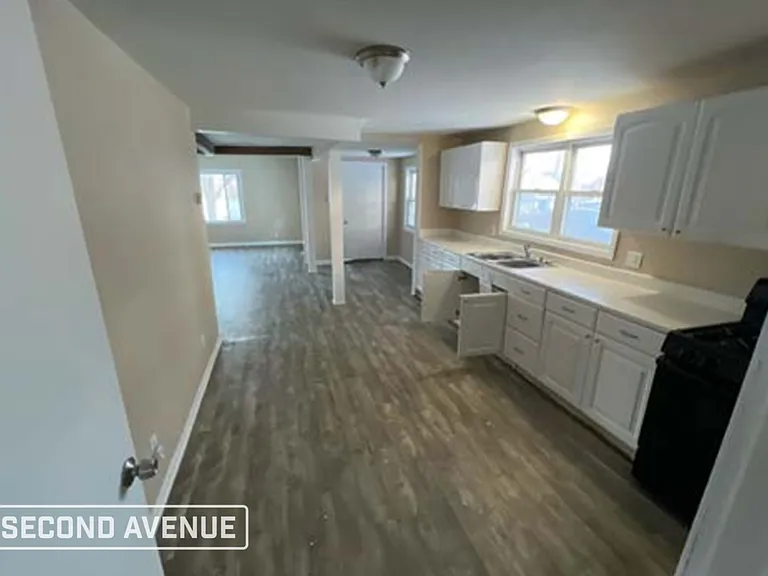 803 Joseph St — Photo 3