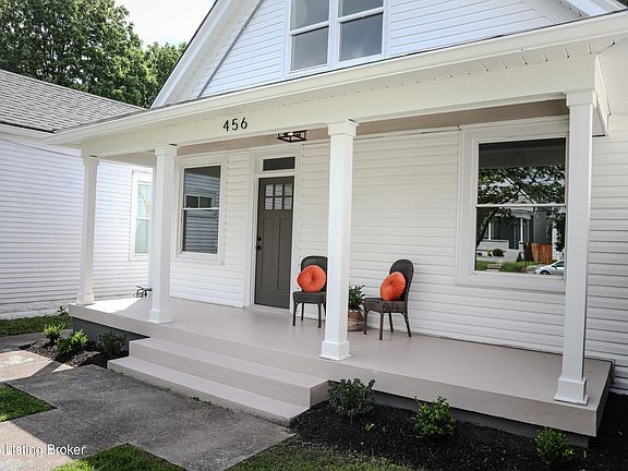 3rd image of 456 E Brandeis Ave