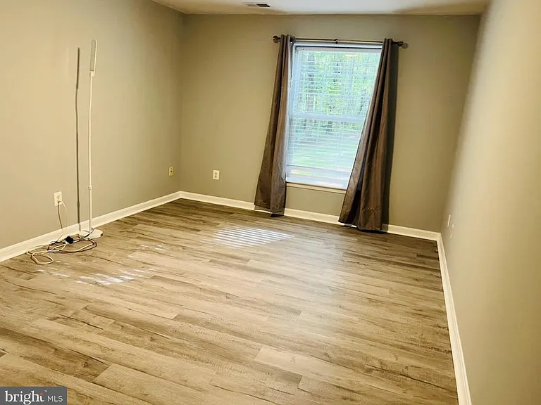 10581 Pineview Rd — Photo 10