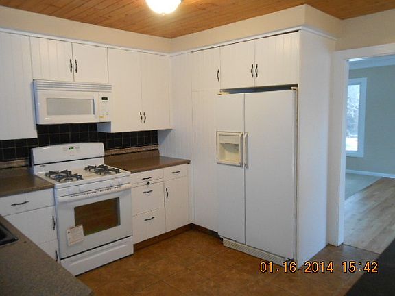 2nd image of 621 Newberry Ave