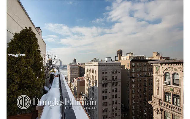 Sold by Douglas Elliman | media 10