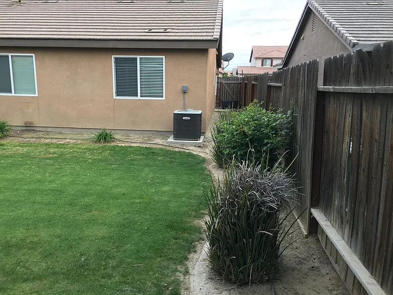 11404 Eresma Dr — Photo 22