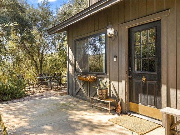 4th image of 40707 Intrepid Rd