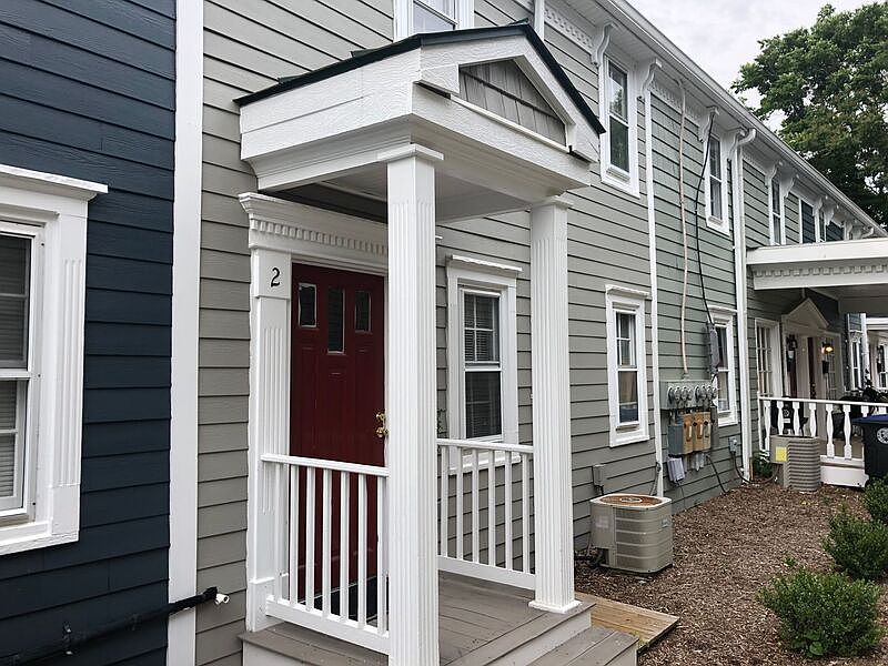1st image of 1409 Charles St APT 2