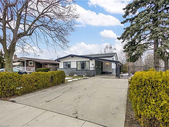 3rd image of 85 Ranchdale Dr