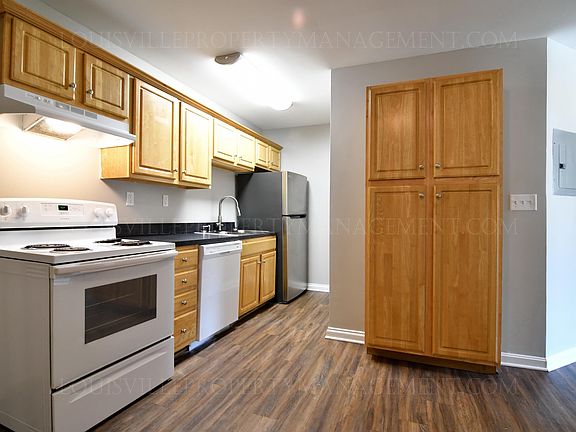 5th image of 508 Marian Village Dr