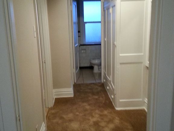 5th image of 3254 Delor St APT 2W