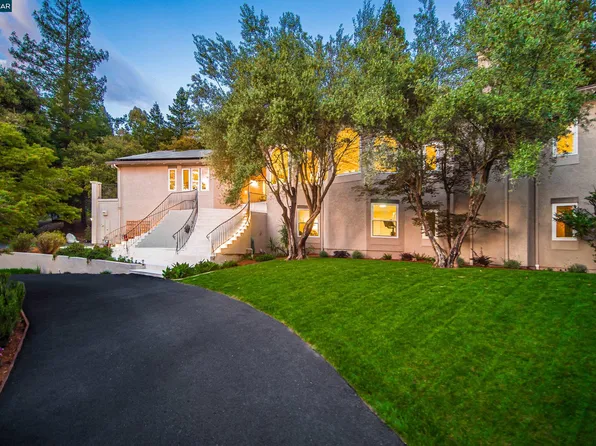 1006 Howard Hills Rd, Lafayette, CA 94549