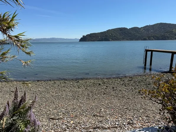 2078 Paradise Dr APT 1, Belvedere Tiburon, CA 94920