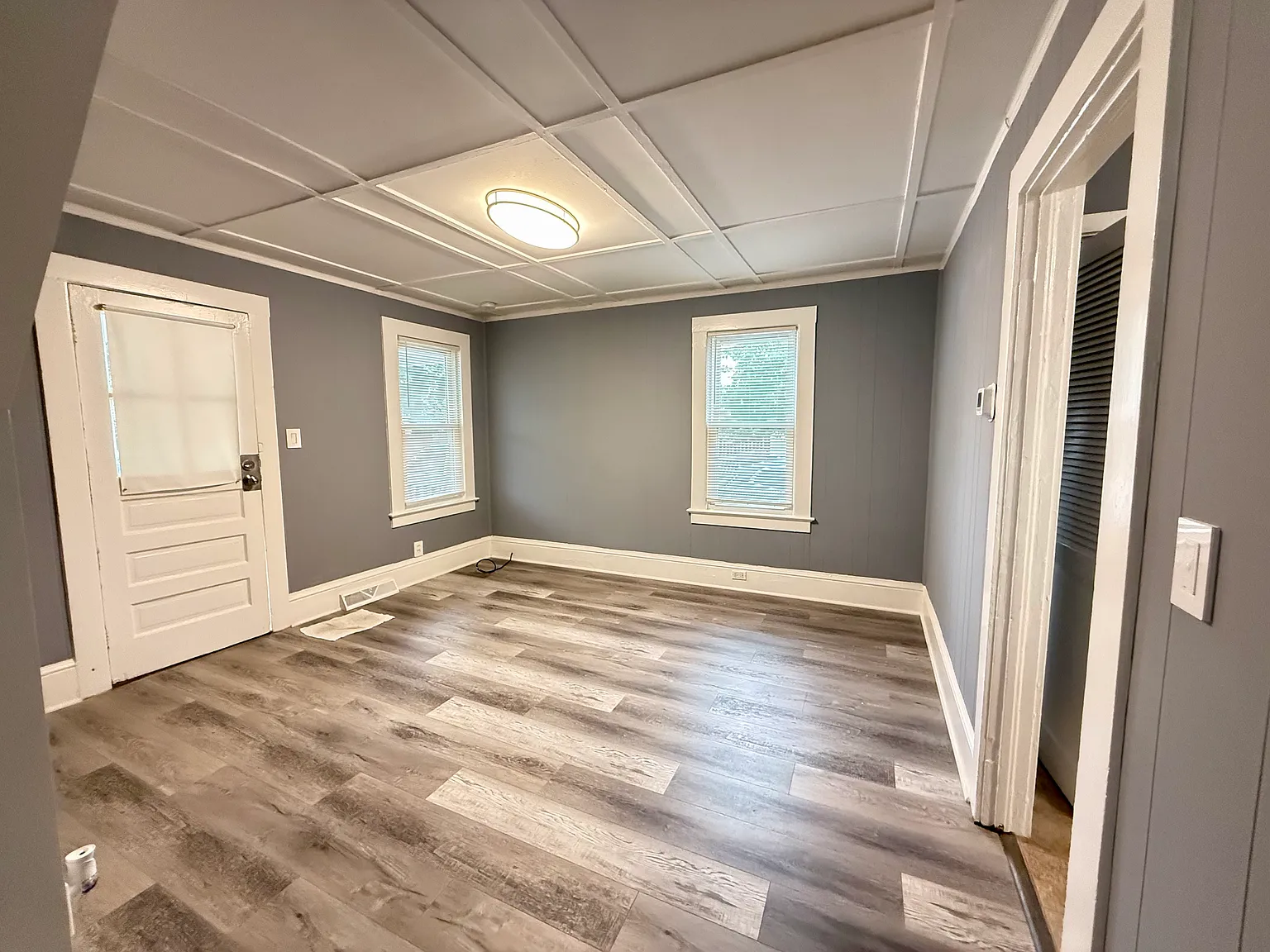 2 bed, 740 sqft, $2,250 — Photo 4