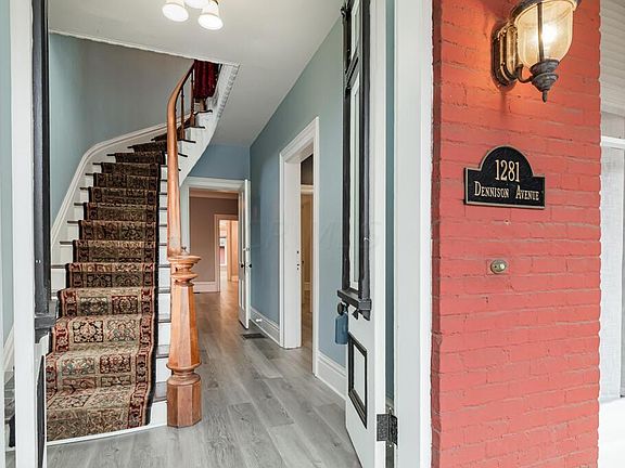 3rd image of 1281 Dennison Ave