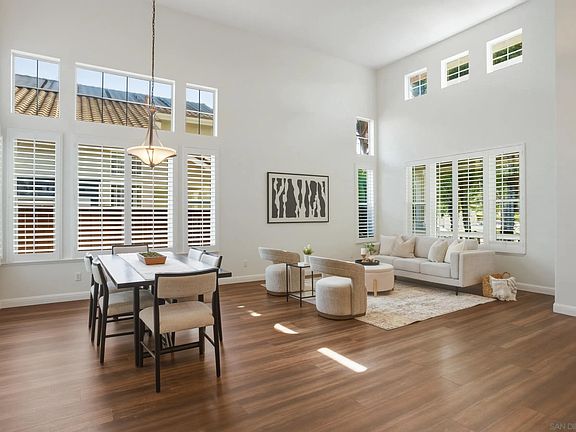 4th image of 3335 Avenida Nieve
