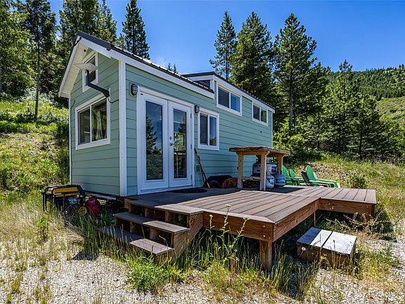 4th image of 2398 Larch Camp Rd