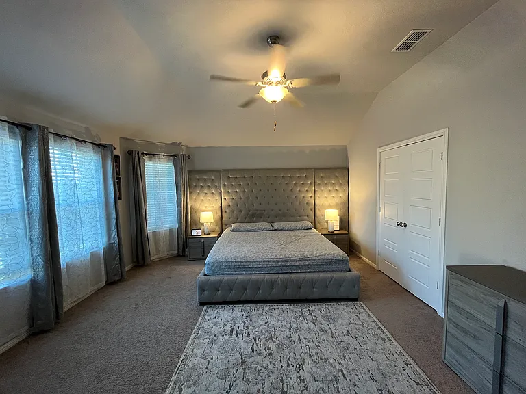 8709 Heliotrope Ln — Photo 22