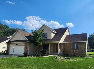 506 Bay Circle Dr, Warsaw, IN 46580