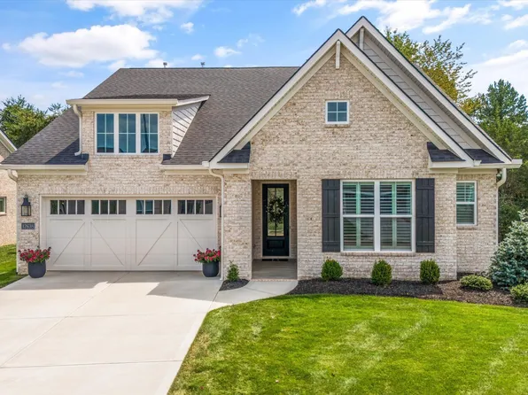 12638 Red Poppy Dr, Knoxville, TN 37934