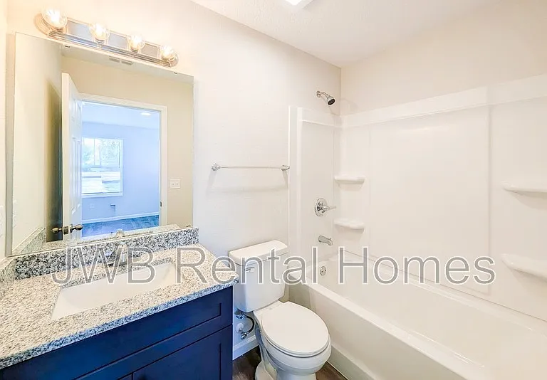 960 Palmetto St — Photo 10