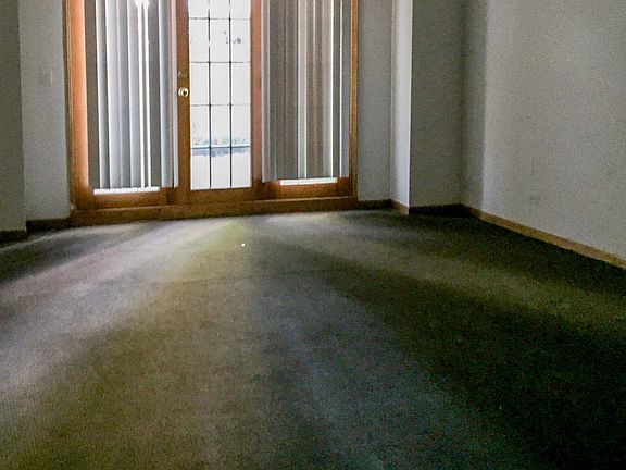 3rd image of 2735 N Wayne Ave APT 2737-1N