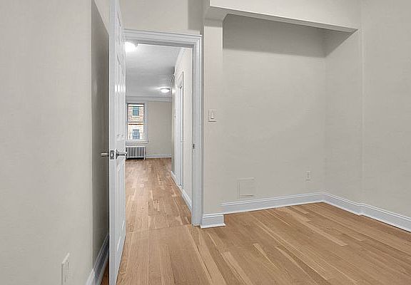 5th image of 117 E 89th St APT 3C