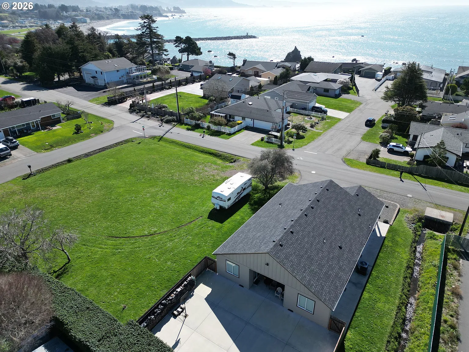 418 Memory Ln photo 1