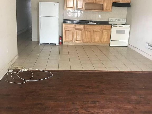 2nd image of 5849 Market St #000001
