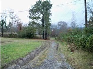 2236 Round Pond Rd, La Fayette, GA 30728