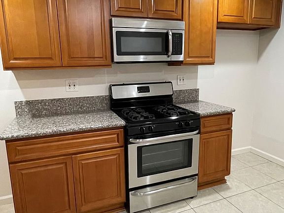 4th image of 6141 Marbrisa Ave #6141D
