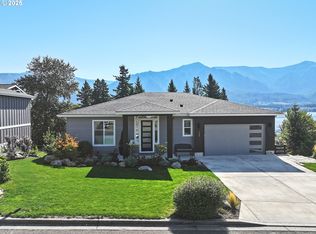 220 NE Lower Basso Cir, Stevenson, WA 98648