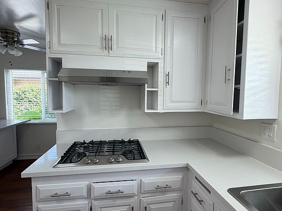 5th image of 1311 Fairplain Ave