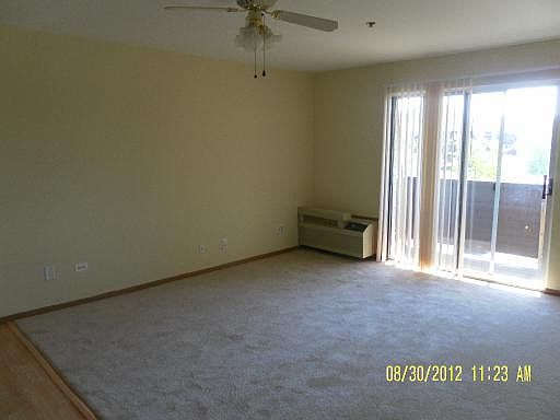 2nd image of 957 Charlela Ln