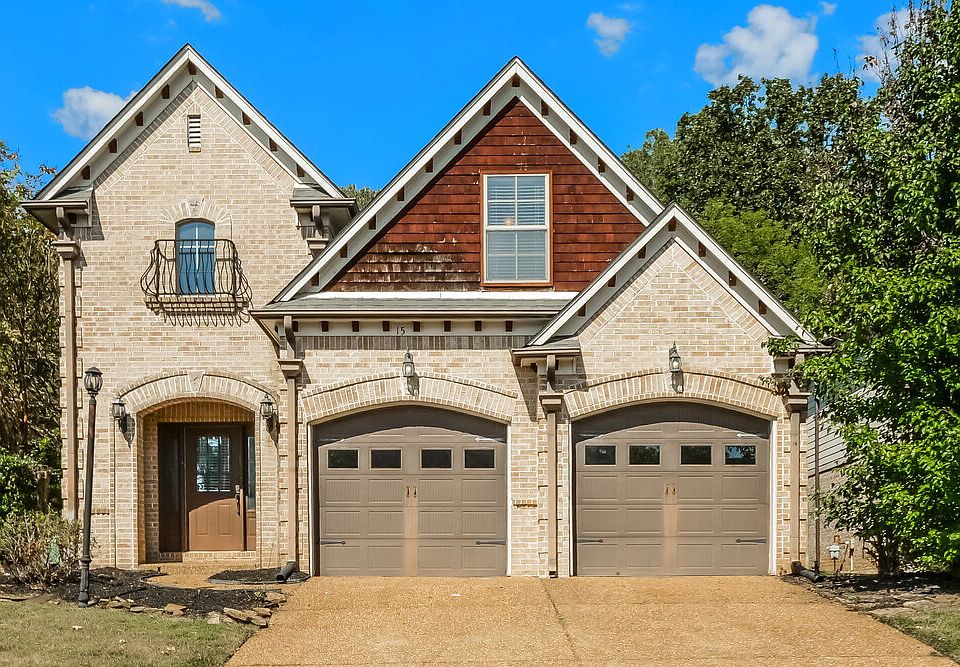1st image of 15 Garden Springs Dr