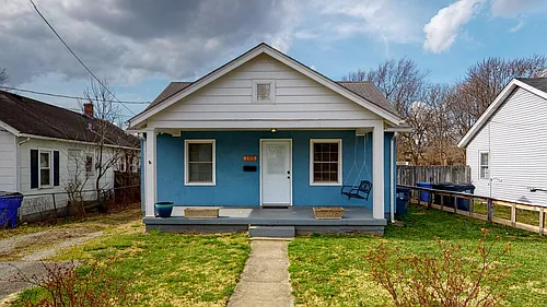 105 Woods Ave Photo 1