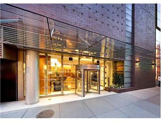 Rented by Douglas Elliman | media 14