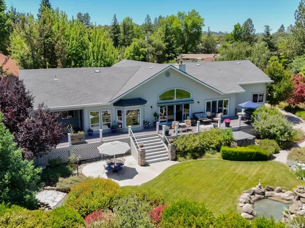 10983 Badger Ct, Penn Valley, CA 95946