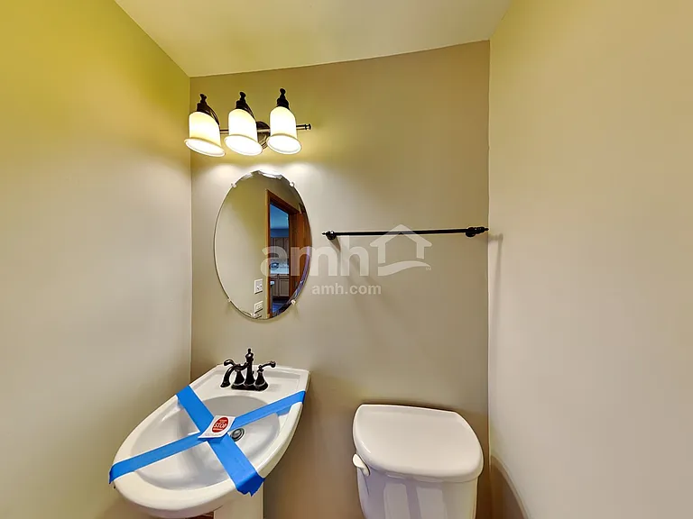 3229 Kenilworth Ln — Photo 8