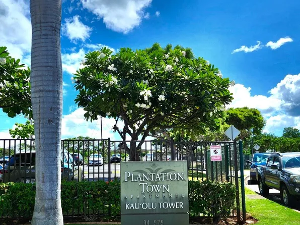 94-979 Kauolu Pl APT 610, Waipahu, HI 96797