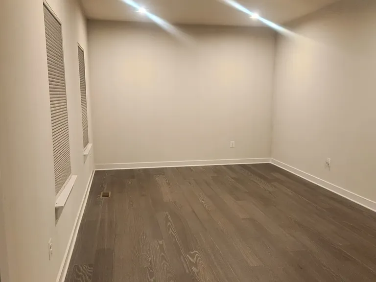 113 Coopers Hawk Dr #113 — Photo 3